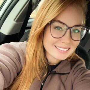 Meet your Posher, Kelsey